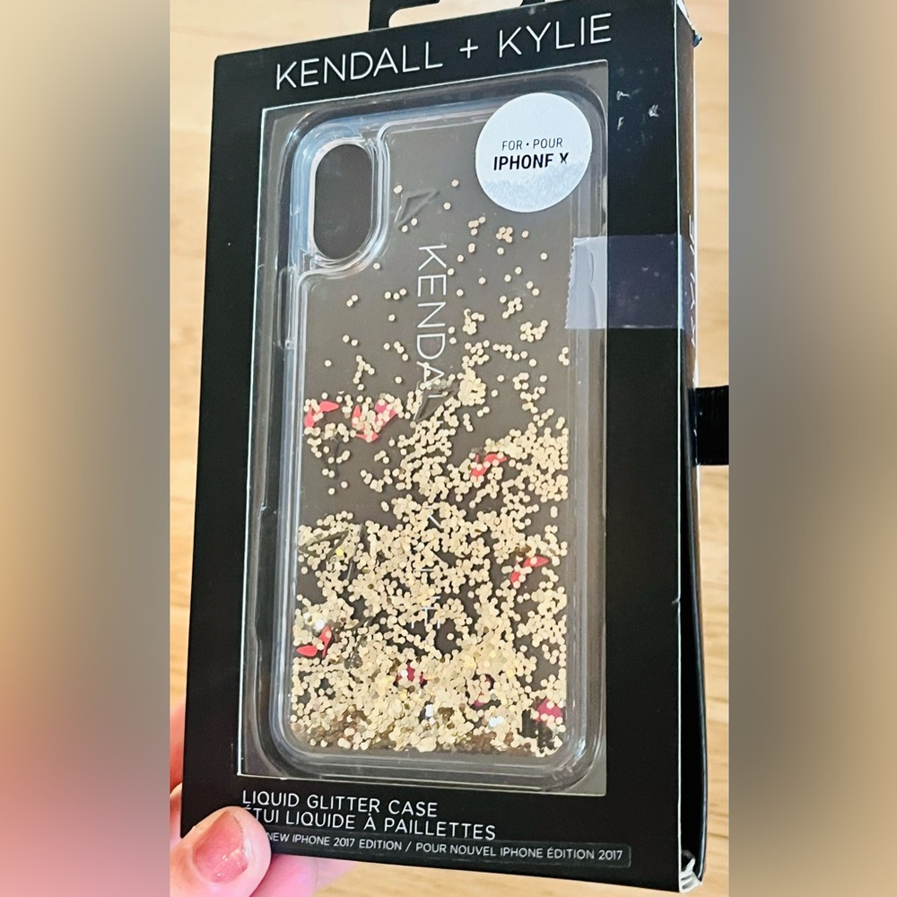 NEW Kendall + Kylie Liquid Glitter iPhone X Case👠